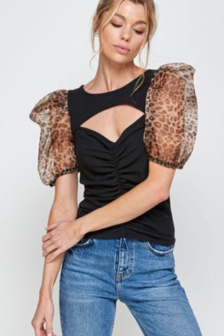 CINCHED TOP WITH LEOPARD PUFF SLEEVES