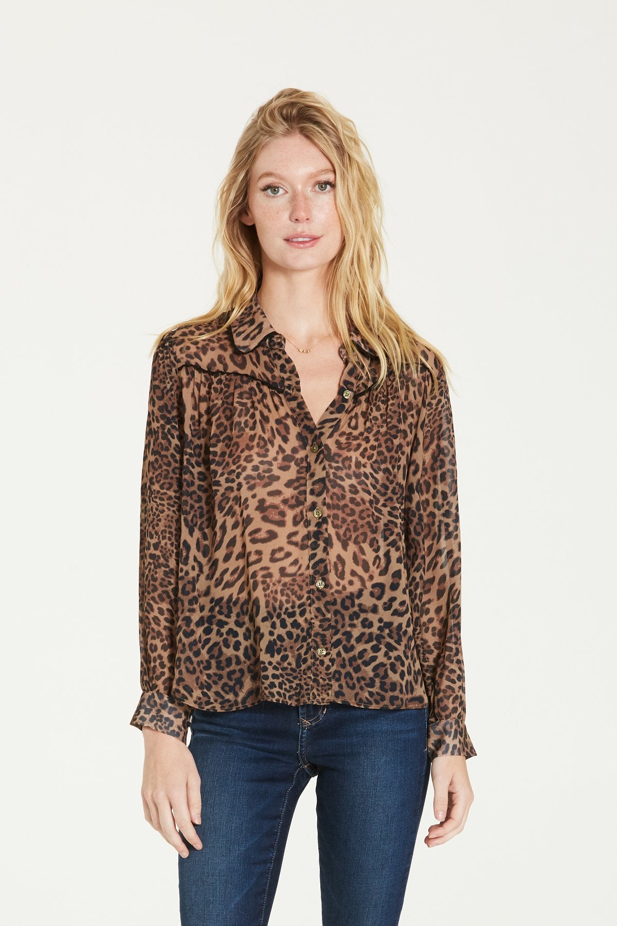 GENEVIEVE LONG SLEEVE RELAXED FIT BUTON UP TOP WITH COLLAR